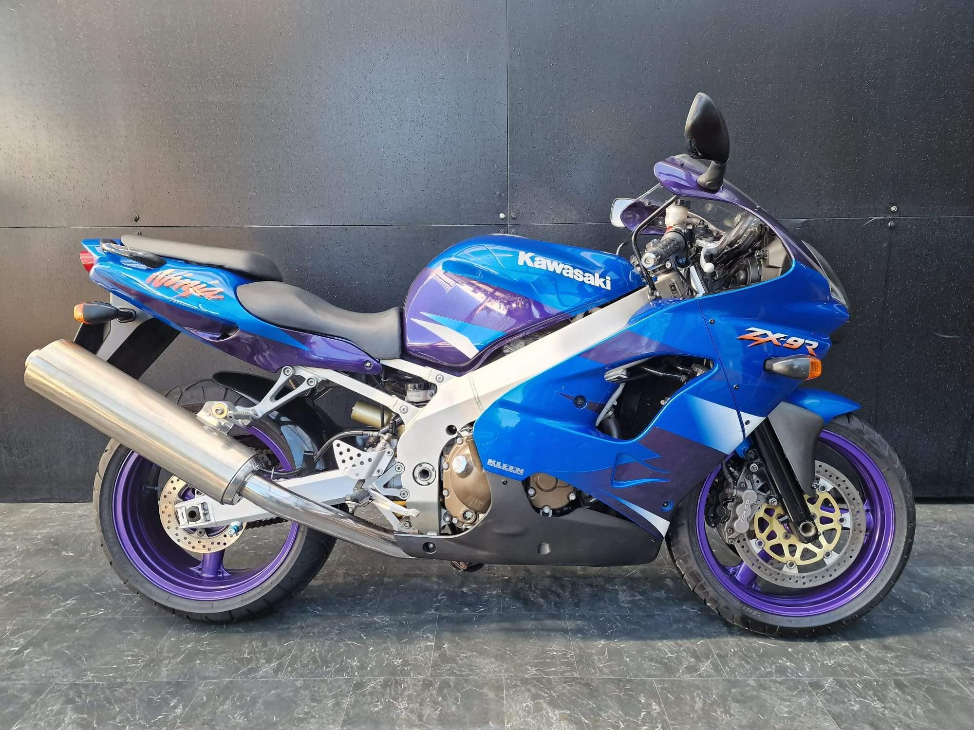 Kawasaki ZX-9R bikes for sale | AutoTrader Bikes Kawasaki ZX-9R bikes for sale | AutoTrader Bikes